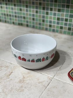 Design Pac Ceramic Christmas Holiday Winter Serving Bowl