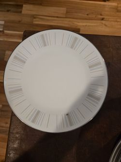Nominate Isabella plates