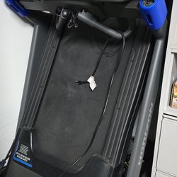 7.0 AT Treadmill Horizon