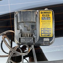 Dewalt Batter Charger 