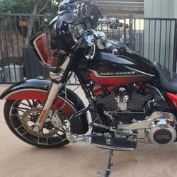 2021 Harley Davidson FLHXSE CVO