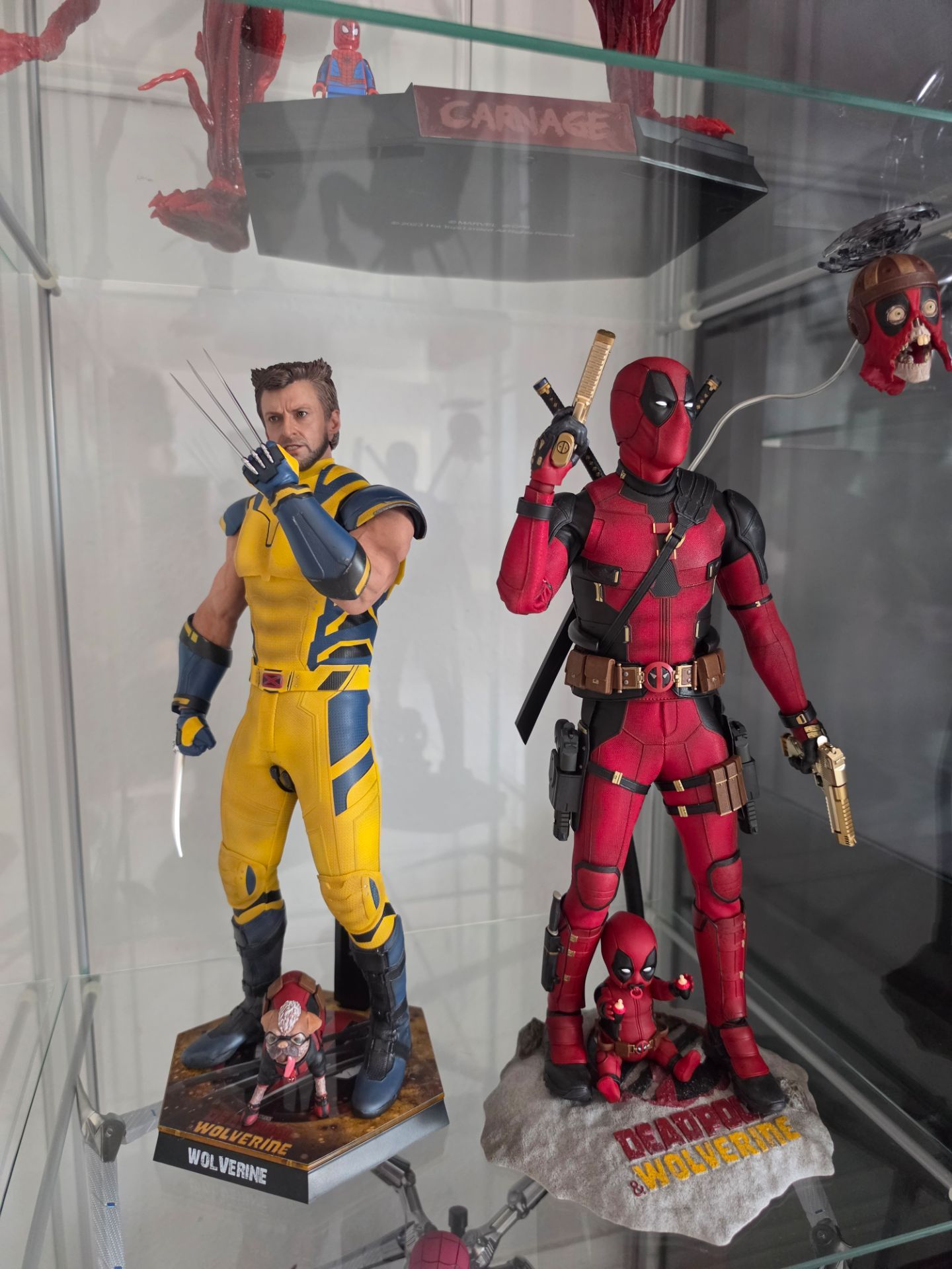 Deadpool and Wolverine Hot toys se entregan completos en su caja 400$ C/U