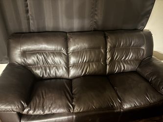 Ashely’s Leather Brown Couches 2x 