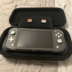 Switch Lite W/Skull and Co Case/Zelda/Witcher
