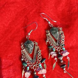 NATURAL STONE  EARRING 