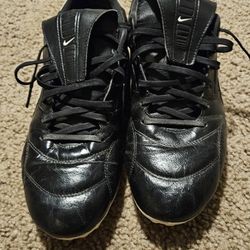 Nike Premier III Black And White