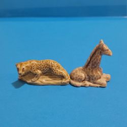 Wade Whimsies Rose Tea Figurine Giraffe And Jaguar England.
