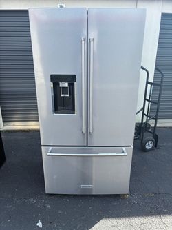 Kitchen Aid Refrigerator ( counter depth)