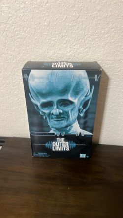 Rare Collectors The Outer Limits Sixth Figure