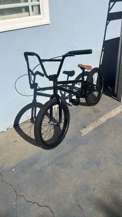 Black Bmx Bike