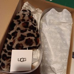 UGG fluff yea slides womens size 10