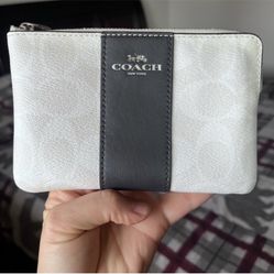 Coach Corner Zip Wristlet