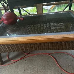 Very Nice Coffee Table 