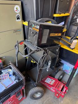 Chicago Electric 225 Amp Arc Welder with Cart