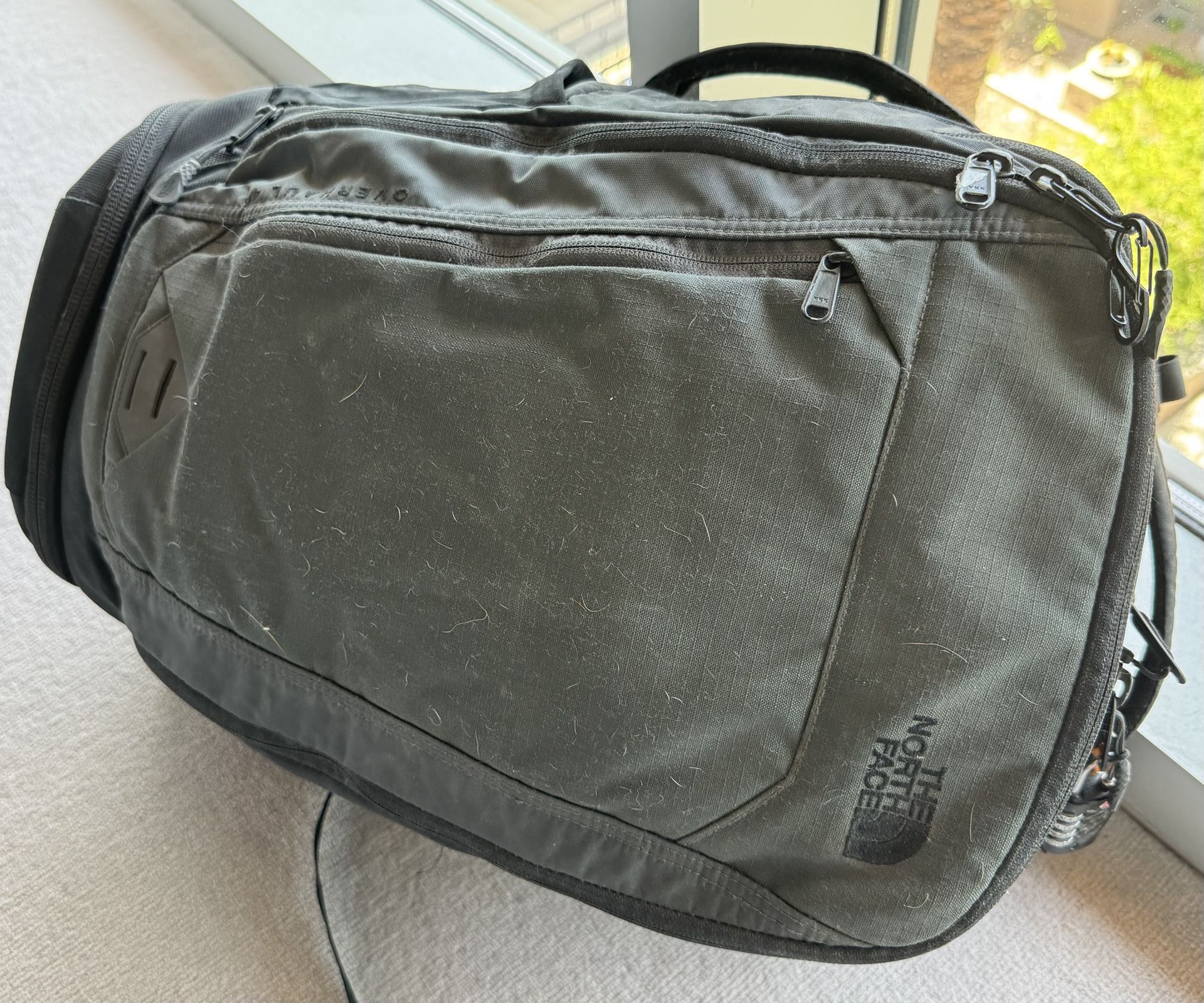 TRAVEL BACKPACK / Carry On Bag