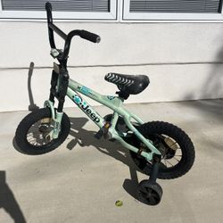 Toddler Jeep Bike with training  Wheels 