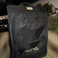 Nuna wheeled travel bag