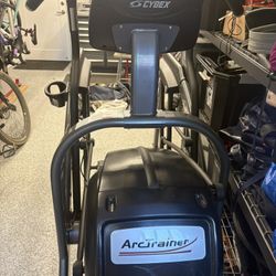 Cybex Arc Trainer 610a with Arm handles  - Total Body - MOVING - Priced to Sell