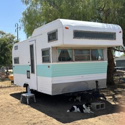 1970 Riverside RV Trailer 
