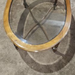 GORDONS WOOD OVAL GLASS TOP COFFEE TABLE