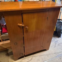 Vintage New England Pantry CupBoard 39W x 49H x 16Dp