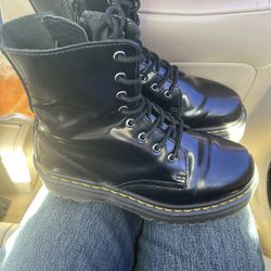 Botas