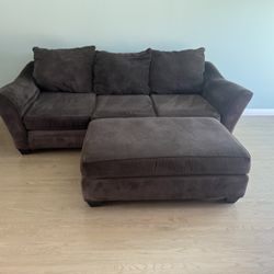 Living Spaces Couch And Ottoman