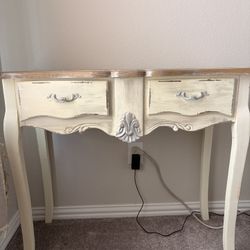 Small Desk Or Vanity Table 
