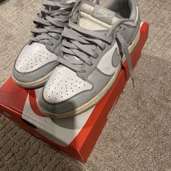 Grey Nike Dunks 