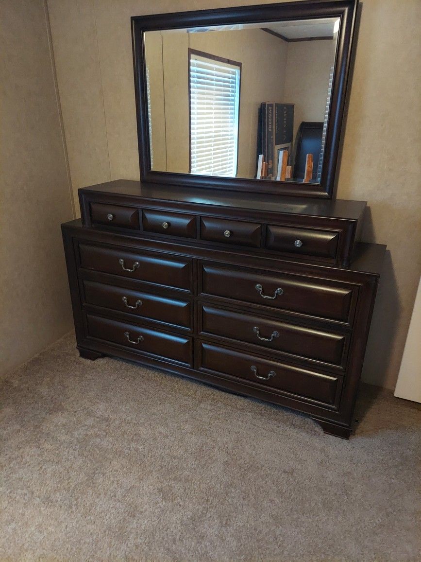 DRESSER WITH MIRROR