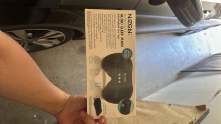 Audio sleep mask with padded eye cups