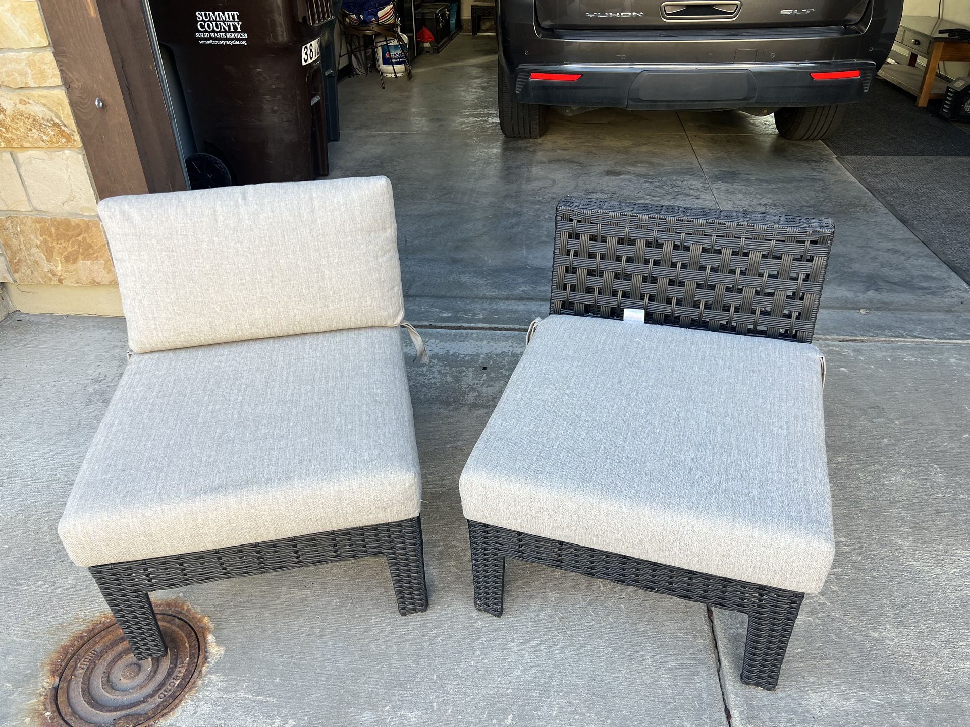 HD Outdoor Chairs.