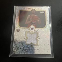 Noa Essengue [Holo Foil] #FF-NE 2025 Topps Franchise Fabrics