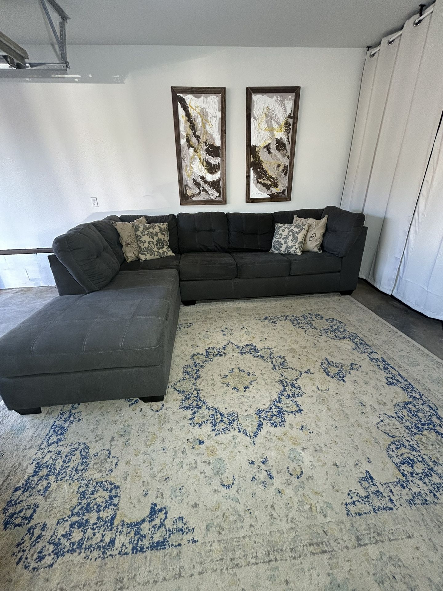 Gray Ashley F. sectional đź›»Delivery Available đź›»