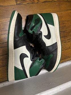 Jordan 1 Pine Green Size 11