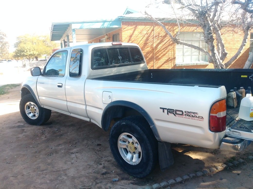 2000 Toyota Tacoma