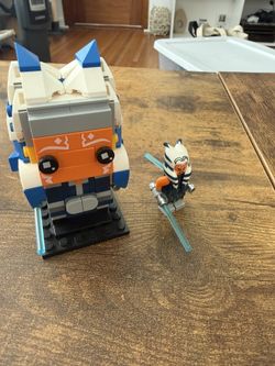 Lego Ahsoka Brickhead And Minifig 