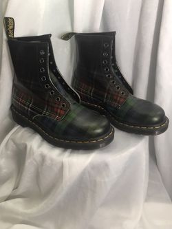 Size 7 Doc Martin Plaid
