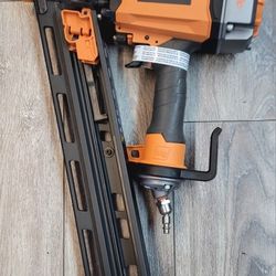 Ridgid Pneumatic 21-Degree 3-1/2 in. Round Head Framing Nailer
(New)
