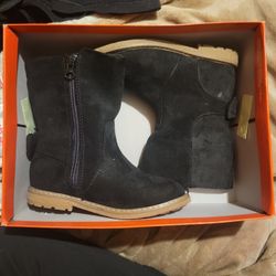 Little Girls Cat & jack  Black Boots Size 11