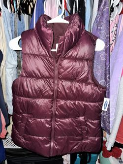 Old Navy Women’s Puffer Jacket