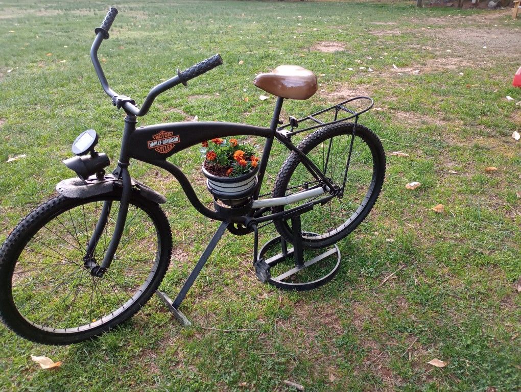 Vintage (Harley) Plant Bike 