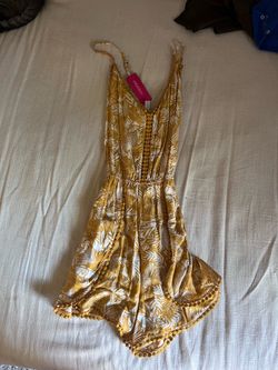 Romper never worn with tag