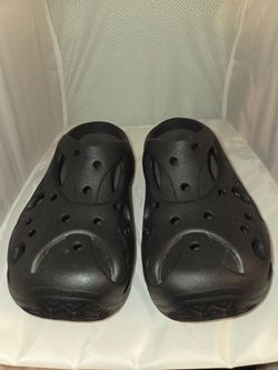 Crocs Black Women 8 Dark Goth Wicked Style