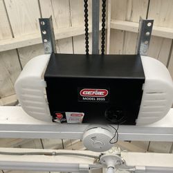 Garage door opener