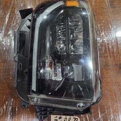 2019 Toyota Tundra Passenger Side Headlight Black Trim