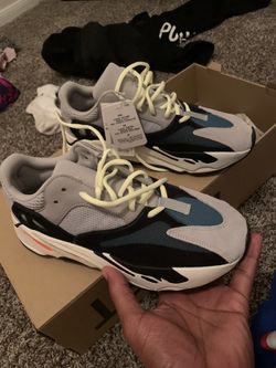 Yeezy size 8.5