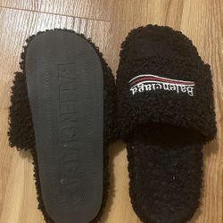 Balenciaga Slides BB