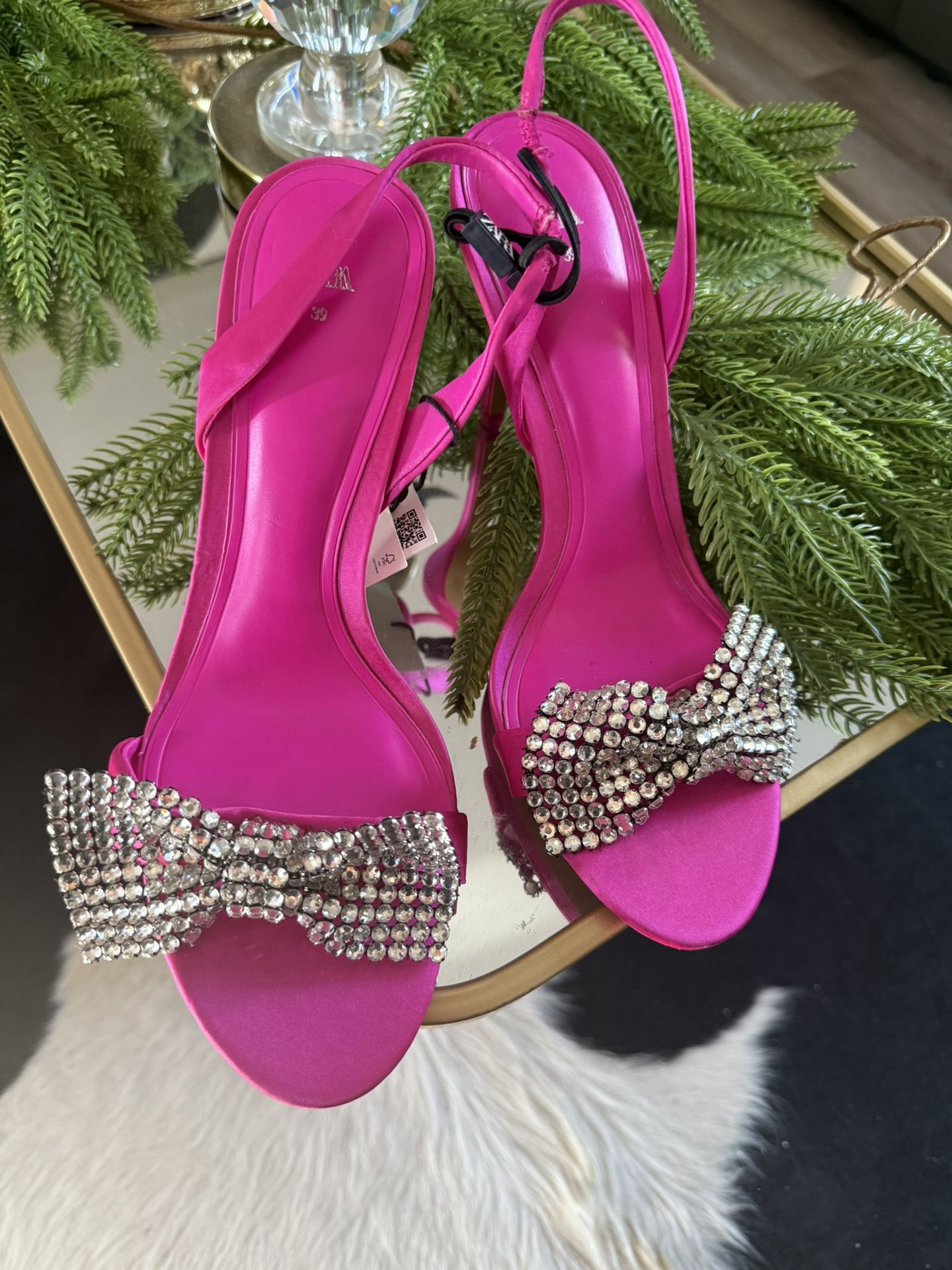Size 8 Zara Heels 
