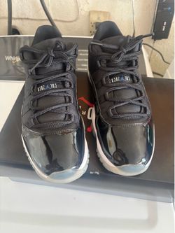 Jordan 11 low space jam